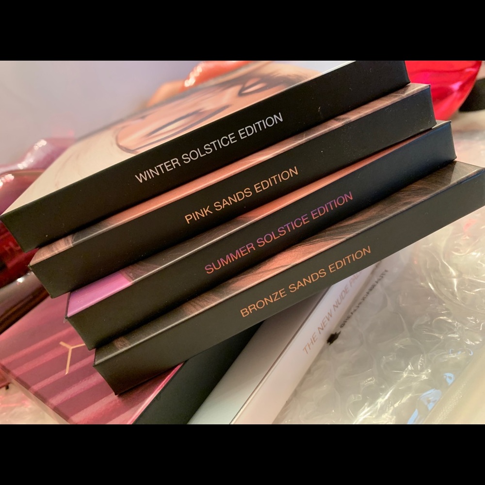 Huda Beauty Highlight Bundle